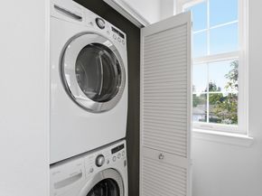 247 Peppermint Tree Terrace 5, Sunnyvale CA 94086