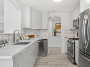 701 Baltic Circle 715, Redwood City CA 94065