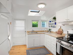 15 Stacia Street, Los Gatos CA 95030