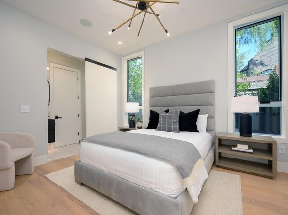 1027 Waverley Street, Palo Alto CA 94301