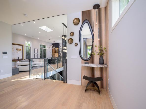 1027 Waverley Street, Palo Alto CA 94301