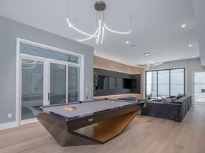 1027 Waverley Street, Palo Alto CA 94301