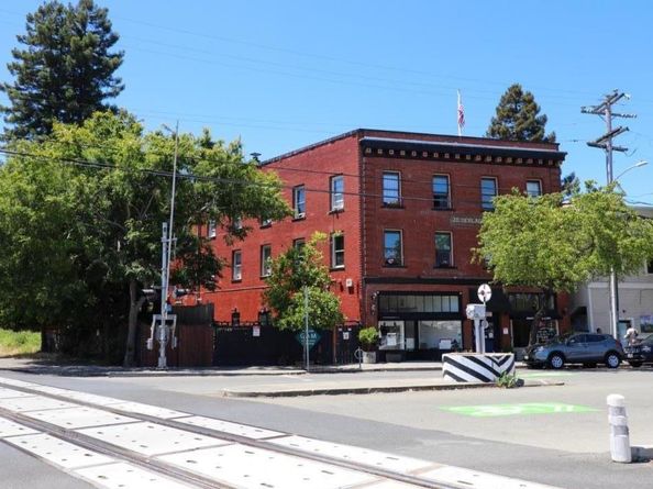 W Richmond, Richmond CA 94801
