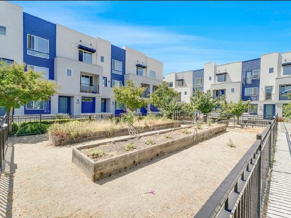 750 Fruit Ranch Loop, San Jose CA 95133