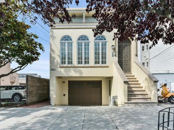 371 6th Avenue