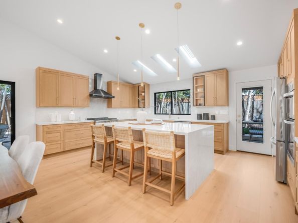 127 La Cienega Court, Los Gatos CA 95032