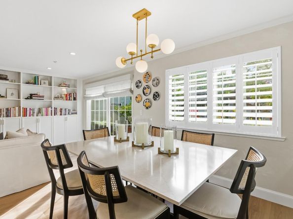 20 Willow Road 7, Menlo Park CA 94025