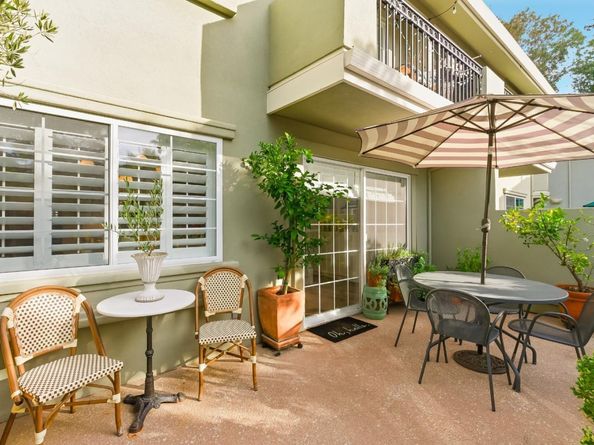 20 Willow Road 7, Menlo Park CA 94025