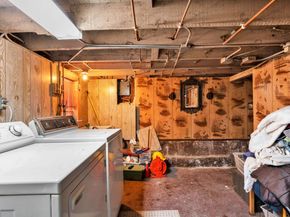 852 58th Street, Oakland CA 94608