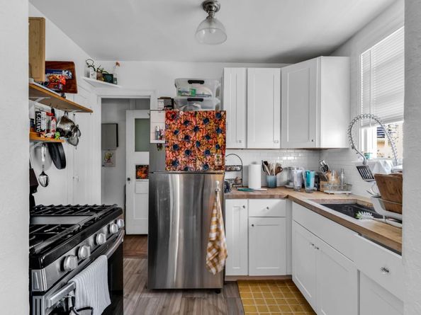 852 58th Street, Oakland CA 94608