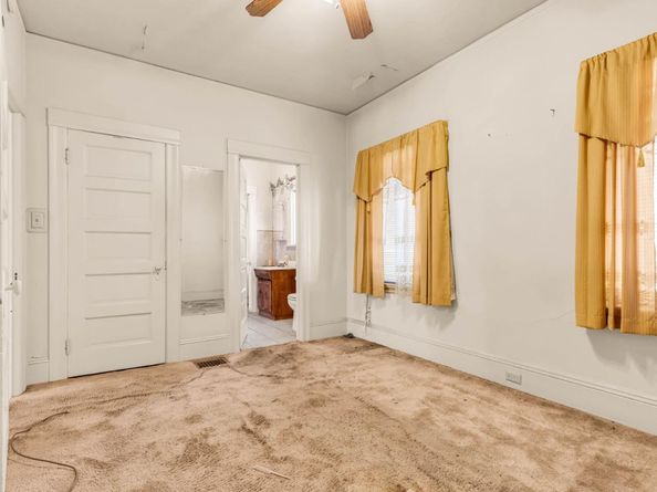 852 58th Street, Oakland CA 94608