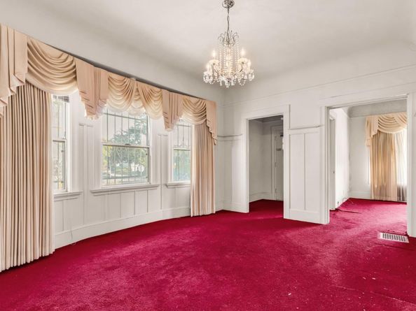 852 58th Street, Oakland CA 94608