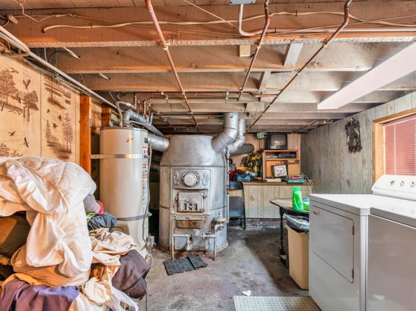 852 58th Street, Oakland CA 94608