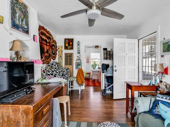 852 58th Street, Oakland CA 94608