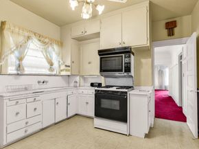 852 58th Street, Oakland CA 94608