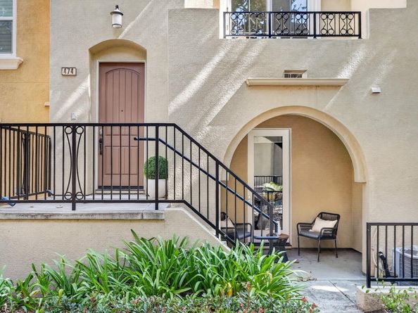 474 Kahlo Street, Mountain View CA 94041