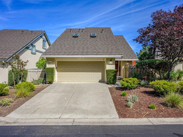 10112 Adelheid, Cupertino CA 95014