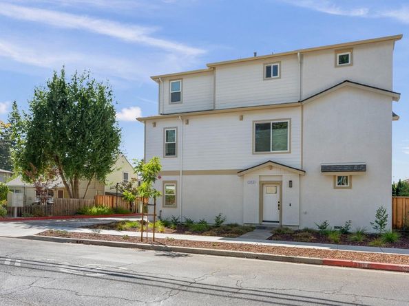 182 W Rincon Avenue, Campbell CA 95008