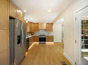 5004 Pierpoint Avenue, Oakland CA 94602