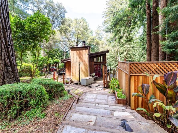 910 Cathedral Drive, Aptos CA 95003