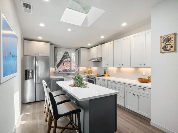101 Jewell Street 8, Santa Cruz CA 95060