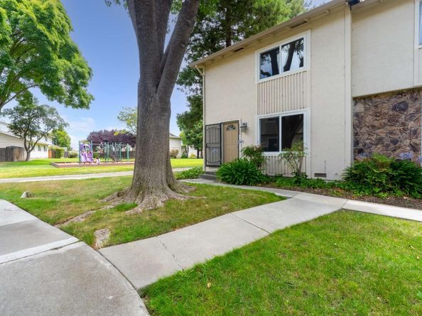 3696 Woodbine Way, Pleasanton CA 94588