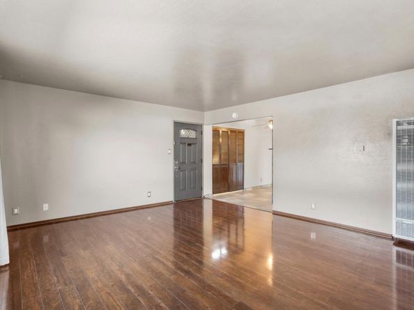 1124 Rex Road, Hayward CA 94541