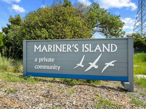 651 Port Drive 208, San Mateo CA 94404