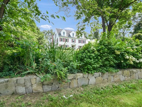156 Mitchell Rd, Holliston MA 01746