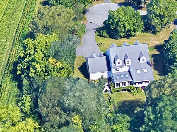 156 Mitchell Rd, Holliston MA 01746