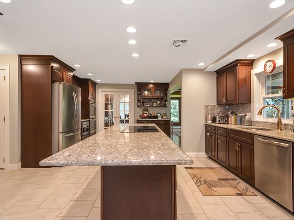 156 Mitchell Rd, Holliston MA 01746