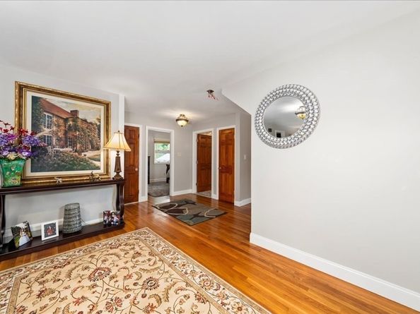 92 Union St, Norwood MA 02062