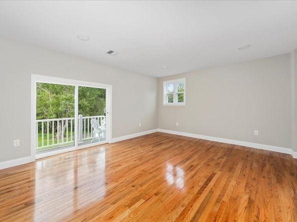 92 Union St, Norwood MA 02062