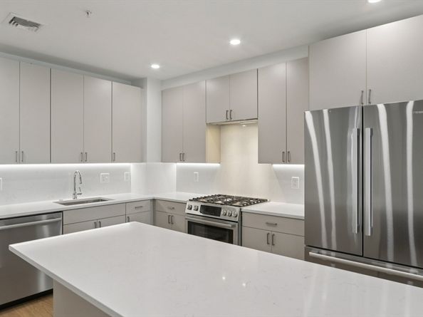 256 Dorchester Street 507, Boston MA 02127