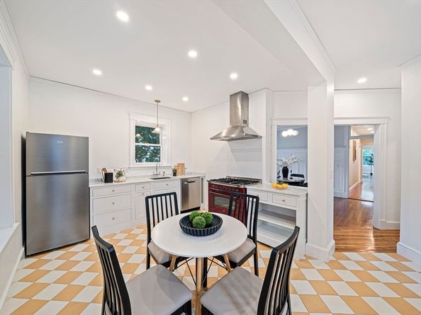 93 Centre Street 2, Brookline MA 02446