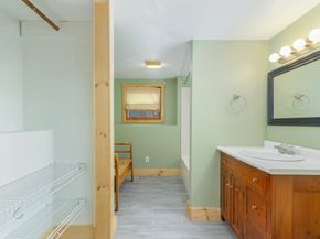 280 S Barre Rd, Barre MA 01005