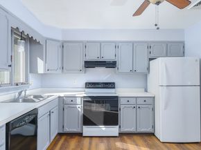 280 S Barre Rd, Barre MA 01005
