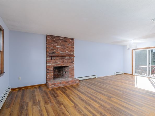 280 S Barre Rd, Barre MA 01005