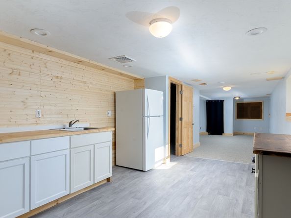 280 S Barre Rd, Barre MA 01005
