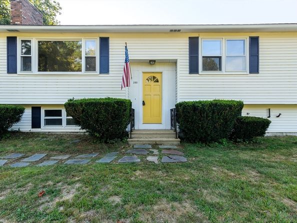 280 S Barre Rd, Barre MA 01005