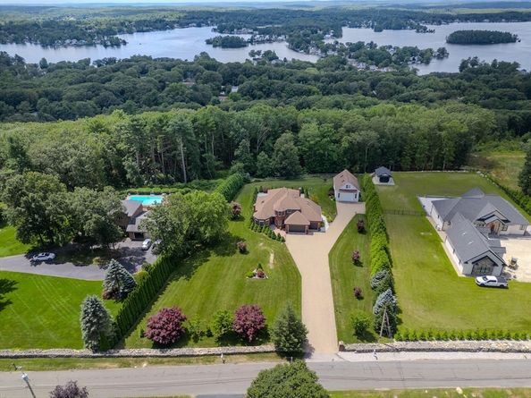 114 Upper Gore Rd, Webster MA 01570