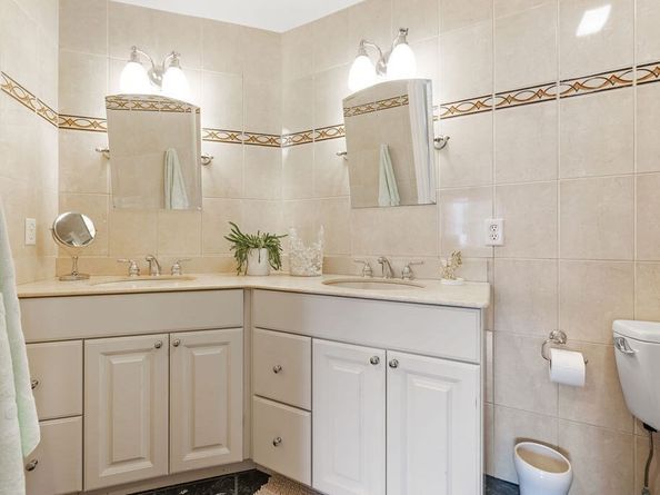 114 Upper Gore Rd, Webster MA 01570