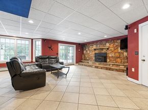 114 Upper Gore Rd, Webster MA 01570
