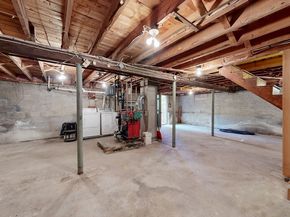 37 Eames St, North Reading MA 01864