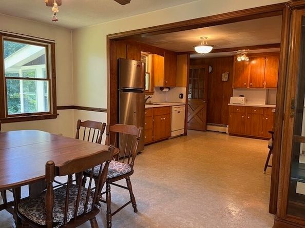 37 Eames St, North Reading MA 01864