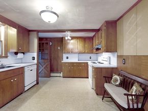 37 Eames St, North Reading MA 01864