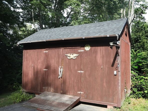 37 Eames St, North Reading MA 01864