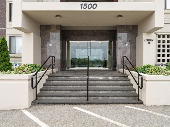 1500 Worcester Road 624, Framingham MA 01702
