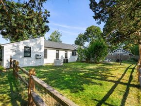 66 Cottage Rd, Newbury MA 01951