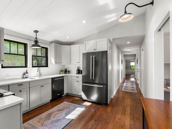 66 Cottage Rd, Newbury MA 01951